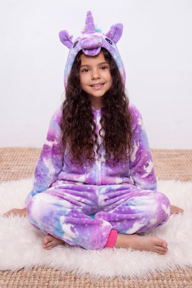Kigurumi licorne enfant à capuche avec corne et crinière colorée