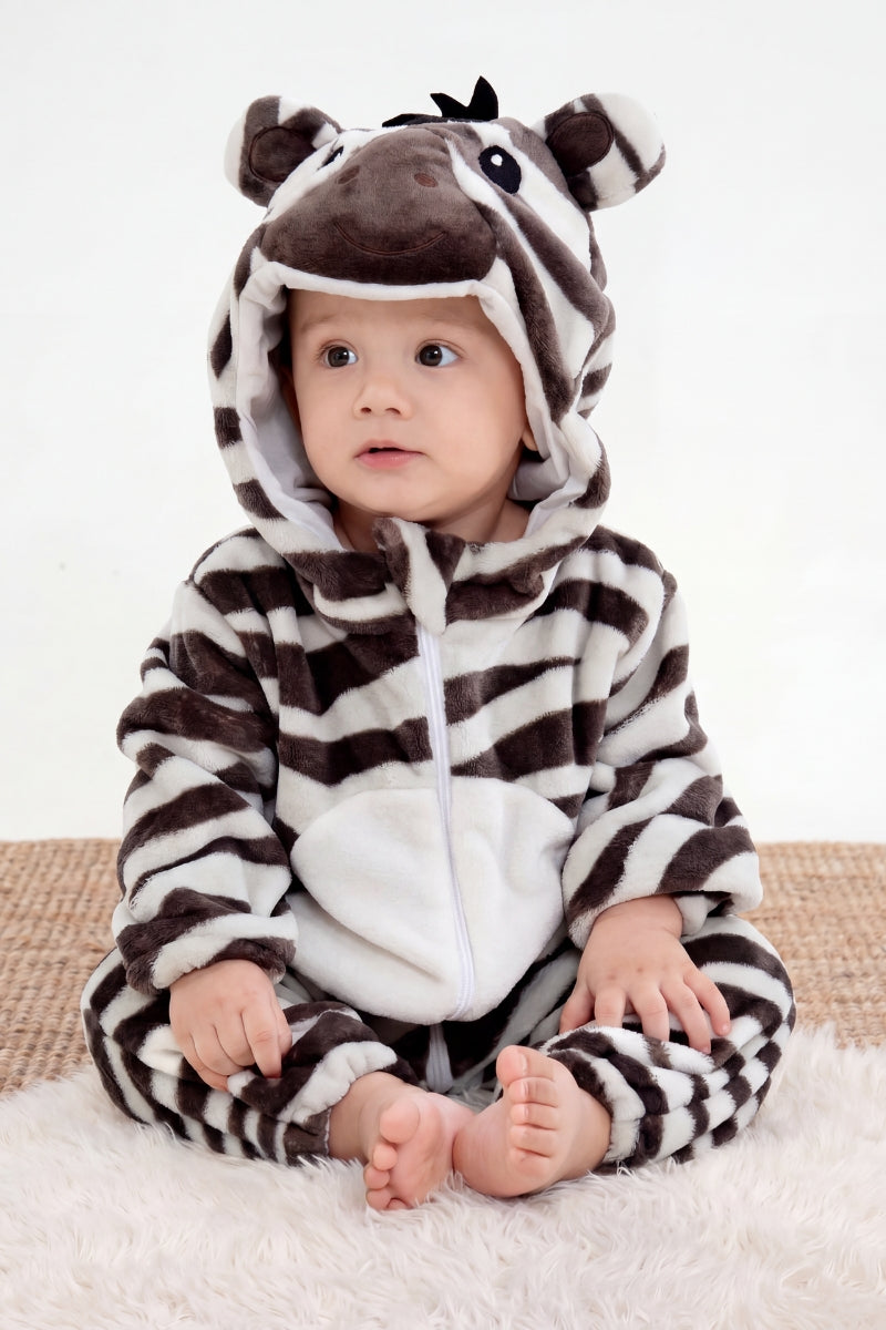 Combinaison pyjama zèbre bébé rayée noir et blanc à capuche