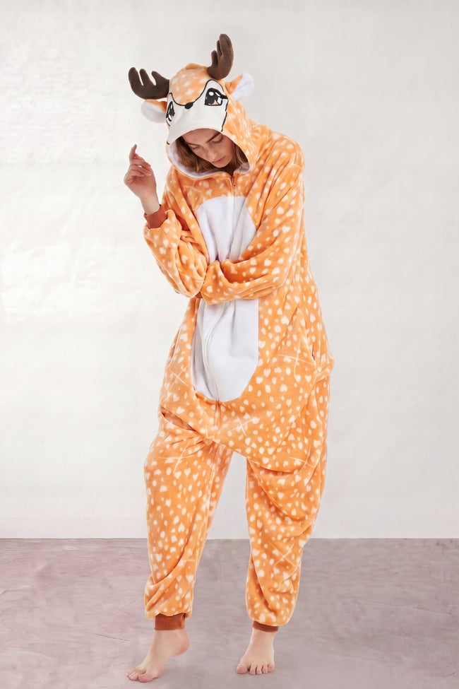 Combinaison pyjama cerf adulte orange à pois blancs et capuche à bois