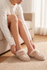 Chaussons mules crème à talon ouvert, teinte claire et chic, doublure moelleuse pour l'hiver