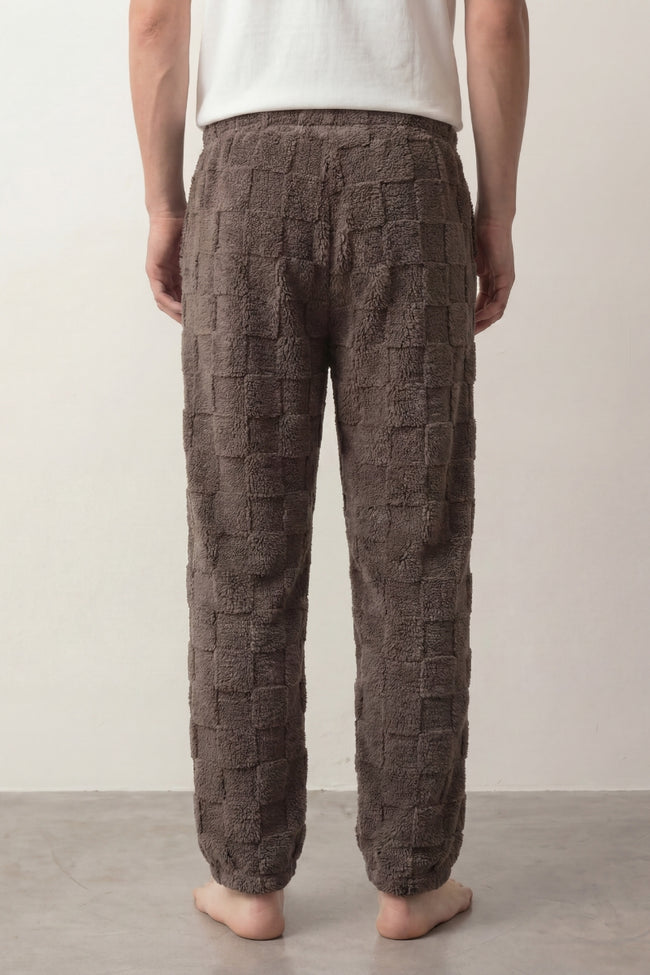 Pantalon pyjama homme marron en pilou gaufré, vue de dos