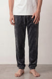 Pantalon pyjama homme anthracite en pilou, taille à cordon poches et bas resserré jogging, vue de face