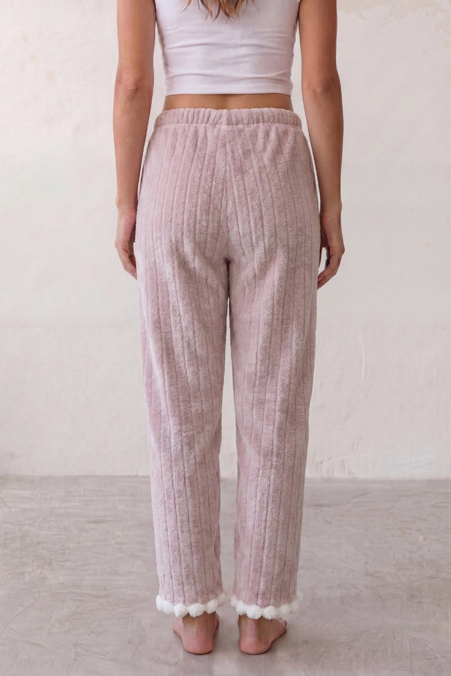 Pantalon pyjama femme mauve à pompons, vue de dos