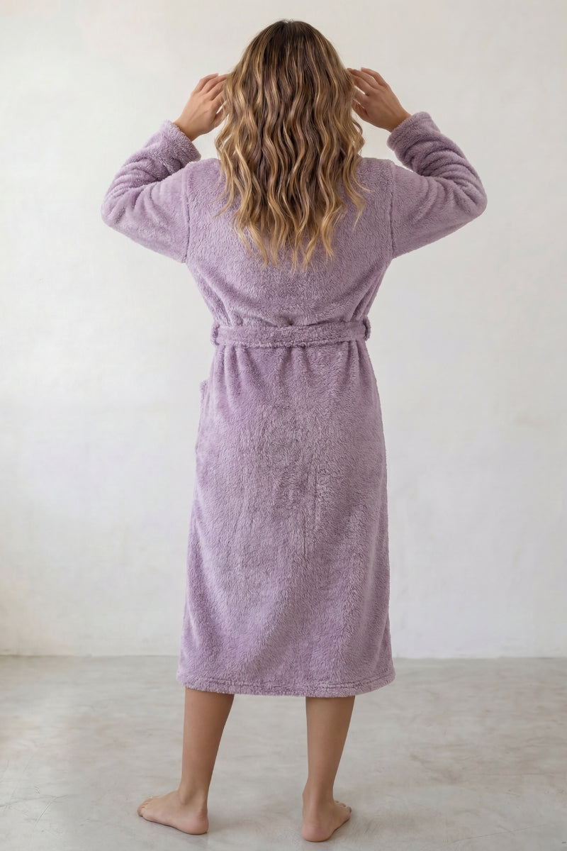 Peignoir polaire femme mauve, vue de dos