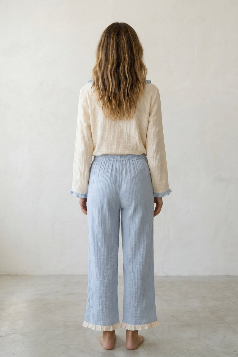 Pyjama coton bicolore femme écru et bleu, haut manches longues et pantalon assorti, vue de face, vue 2