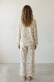 Pyjama coton fleuri femme écru, chemise manches longues à motif fleuri et pantalon assorti, vue de face, vue 2