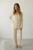 Pyjama coton pois femme, chemise manches longues à pois marine et pantalon assorti, vue de face