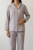 Pyjama coton rayé gris femme, chemise manches longues à rayures et pantalon assorti, vue de face, vue 2