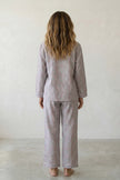 Pyjama coton rayé gris femme, chemise manches longues à rayures et pantalon assorti, vue de face, vue 3