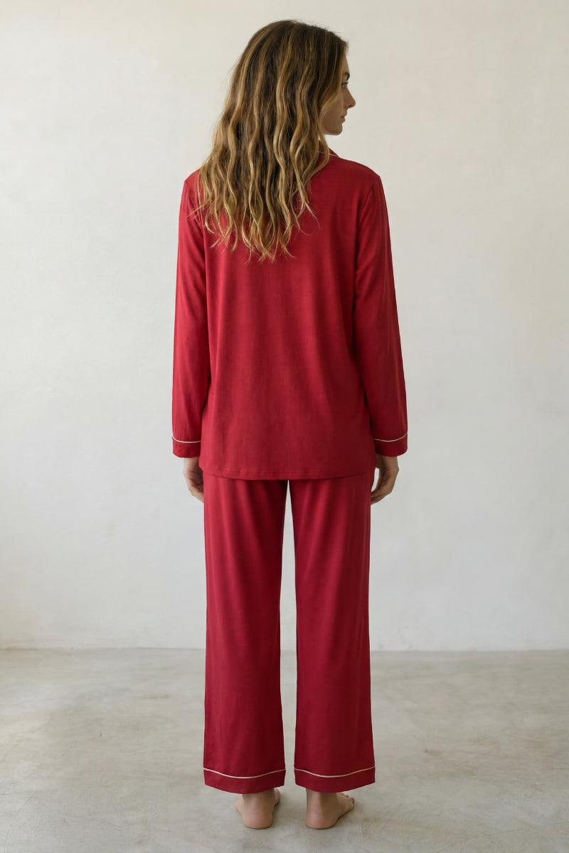 Pyjama coton rouge femme, chemise manches longues à liseré et pantalon assorti, vue de face, vue 2