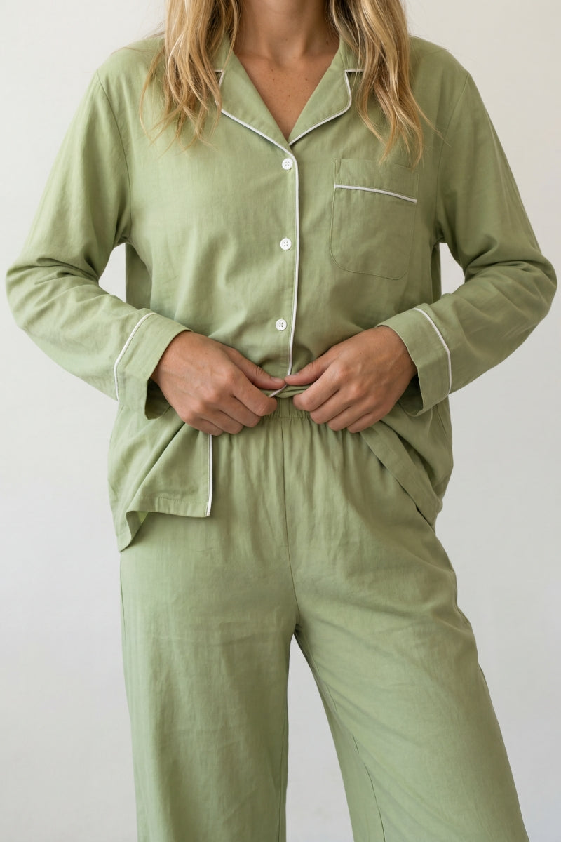 Pyjama coton sauge femme, chemise manches longues vert sauge et pantalon assorti, vue de face, vue 3