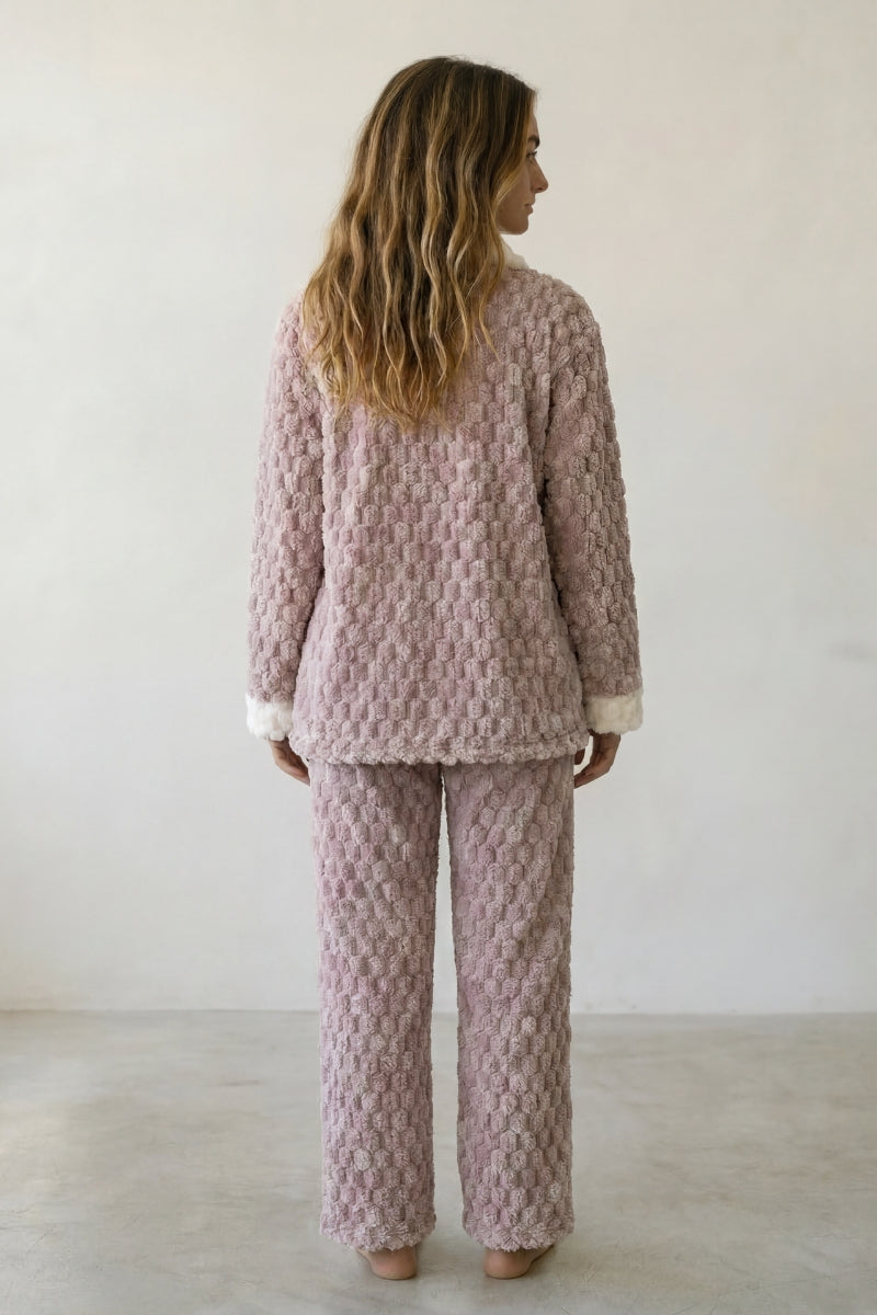 Pyjama pilou pilou femme col V en maille gaufrée, vue de dos
