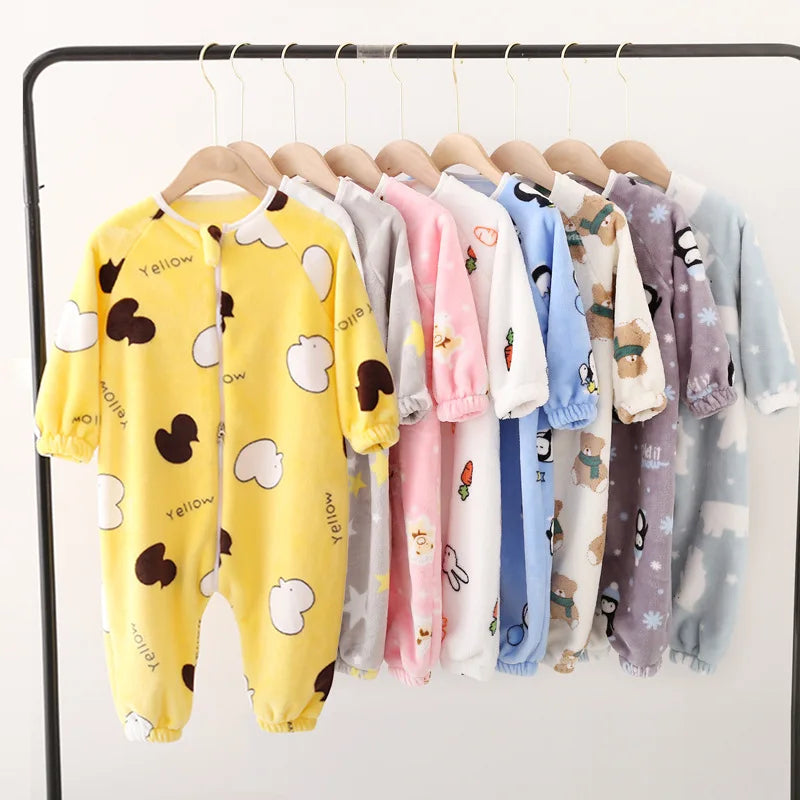 Pyjama bébé pingouin gris, combinaison zippée à motif pingouins et flocons et pieds intégrés, vue 4