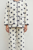 Pyjama polaire blanc à pois femme, ensemble veste et pantalon, vue de face