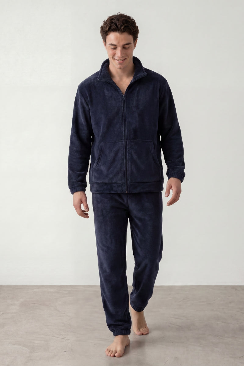 Pyjama polaire bleu nuit homme, veste zippée à col montant et pantalon assorti à bas resserré, vue de face