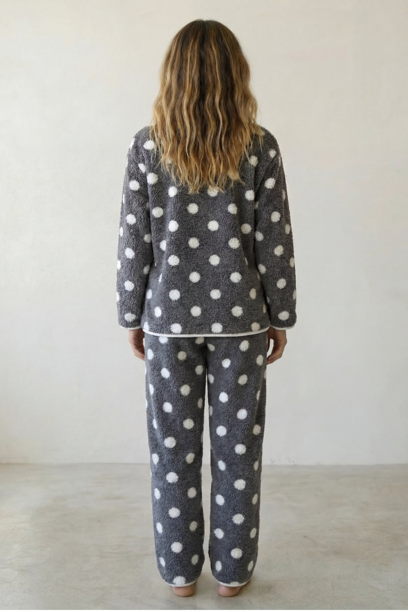 Pyjama polaire gris à pois femme, vue de dos