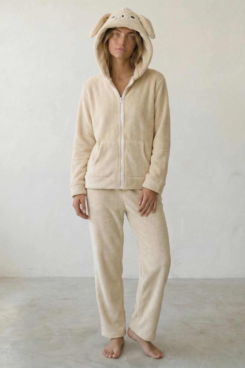 Pyjama polaire lapin femme crème, veste zippée à capuche oreilles de lapin et pantalon assorti, vue de face