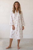 Robe de chambre femme blanche à petit motif, col chemise et ceinture à nouer, vue de face
