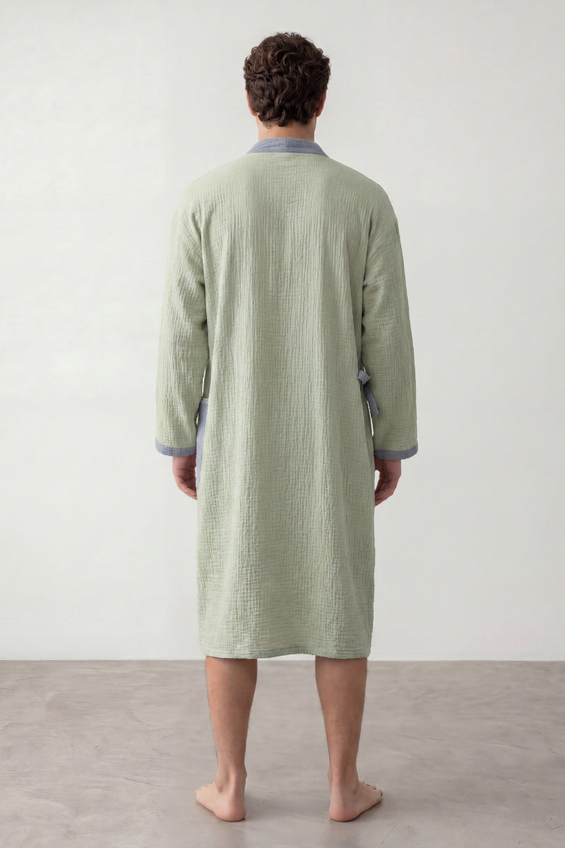 Robe de chambre légère homme vert sauge, vue détaillée