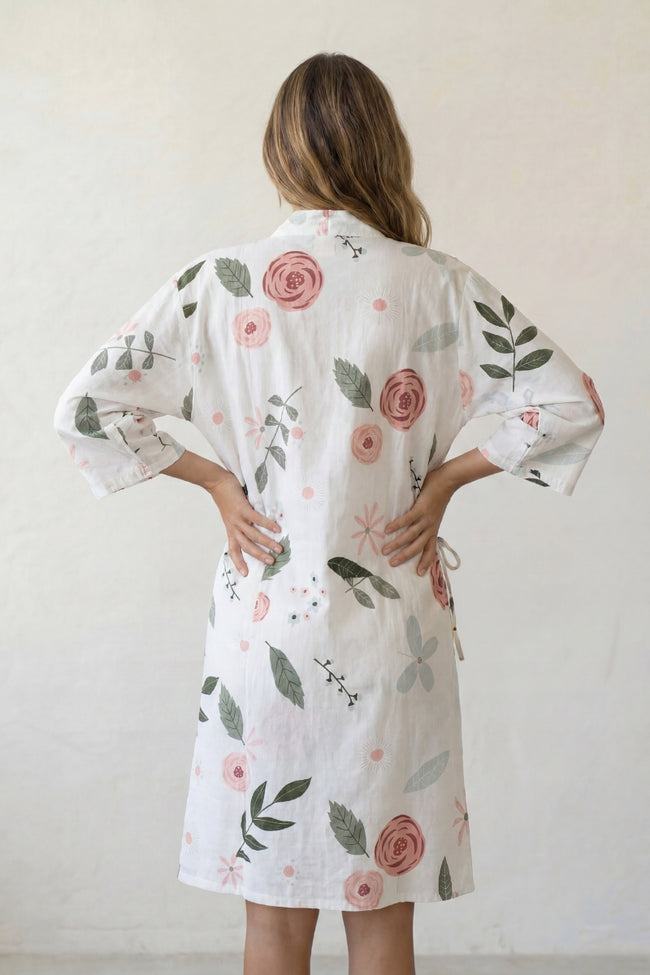 Robe de chambre fleurie femme, vue détaillée de l'imprimé